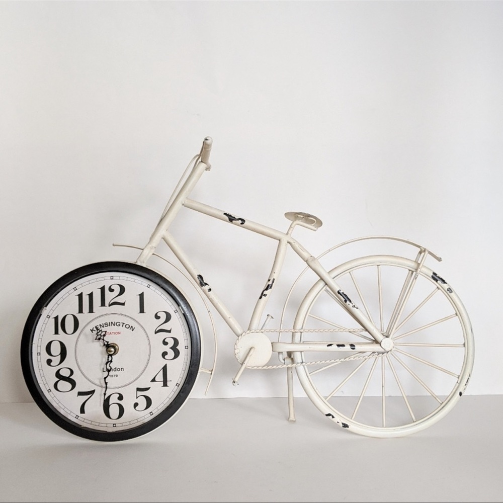 Kensington London White Bicycle Clock